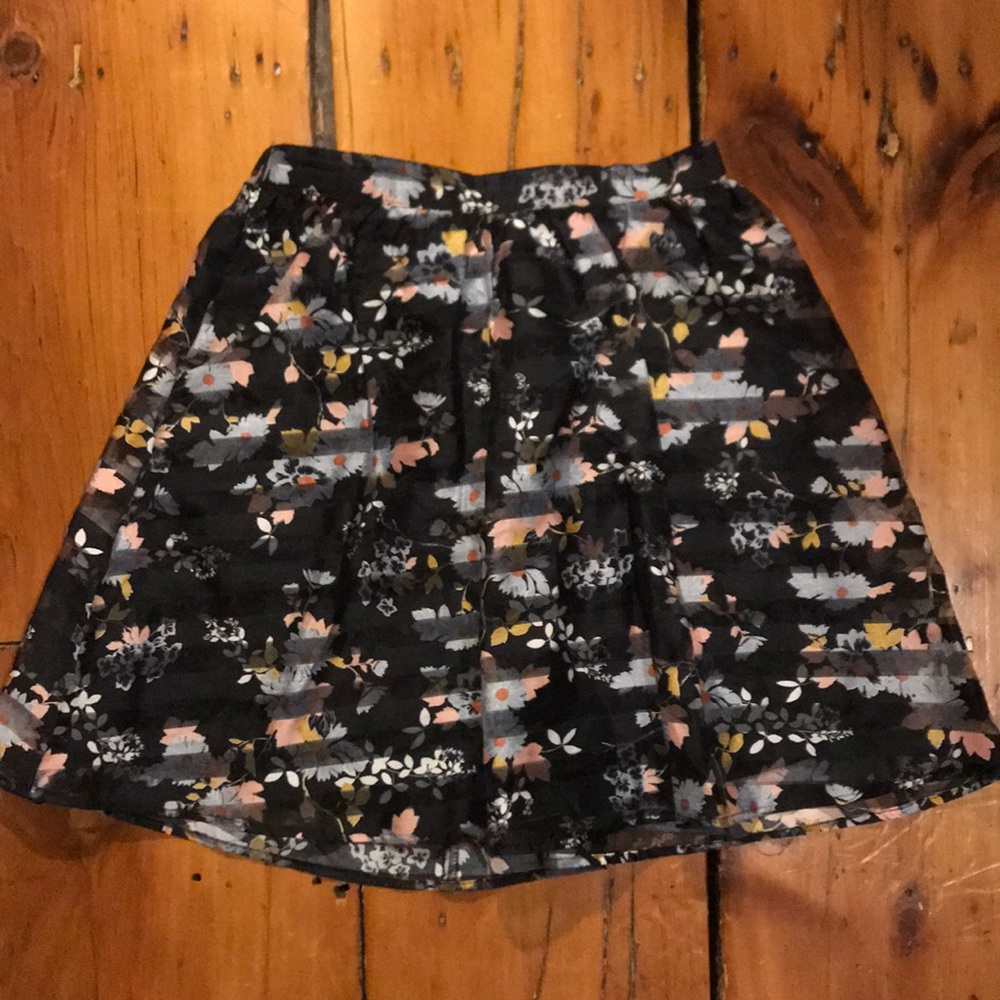 Xhilaration skirt
